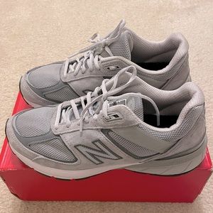 New Balance 990 women’s size 9